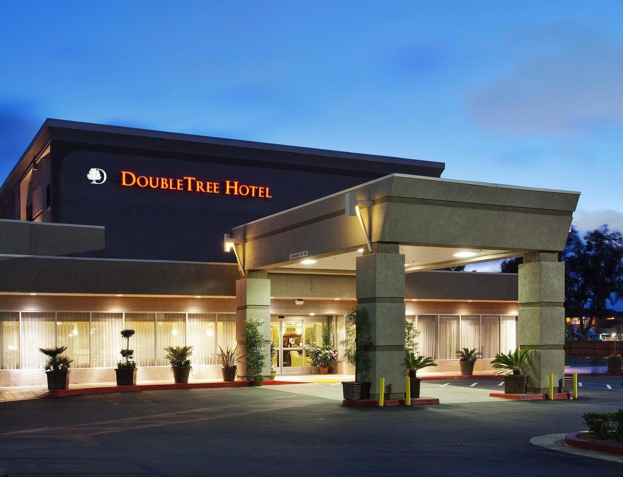 Doubletree By Hilton Livermore, Ca Hotel Exterior photo